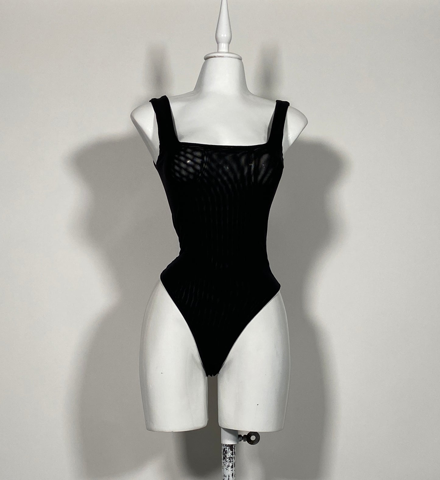 Body Mesh Negro