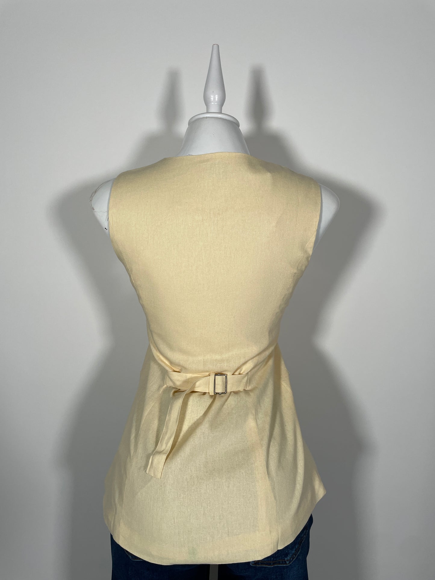 Blusa Button Up Amarilla
