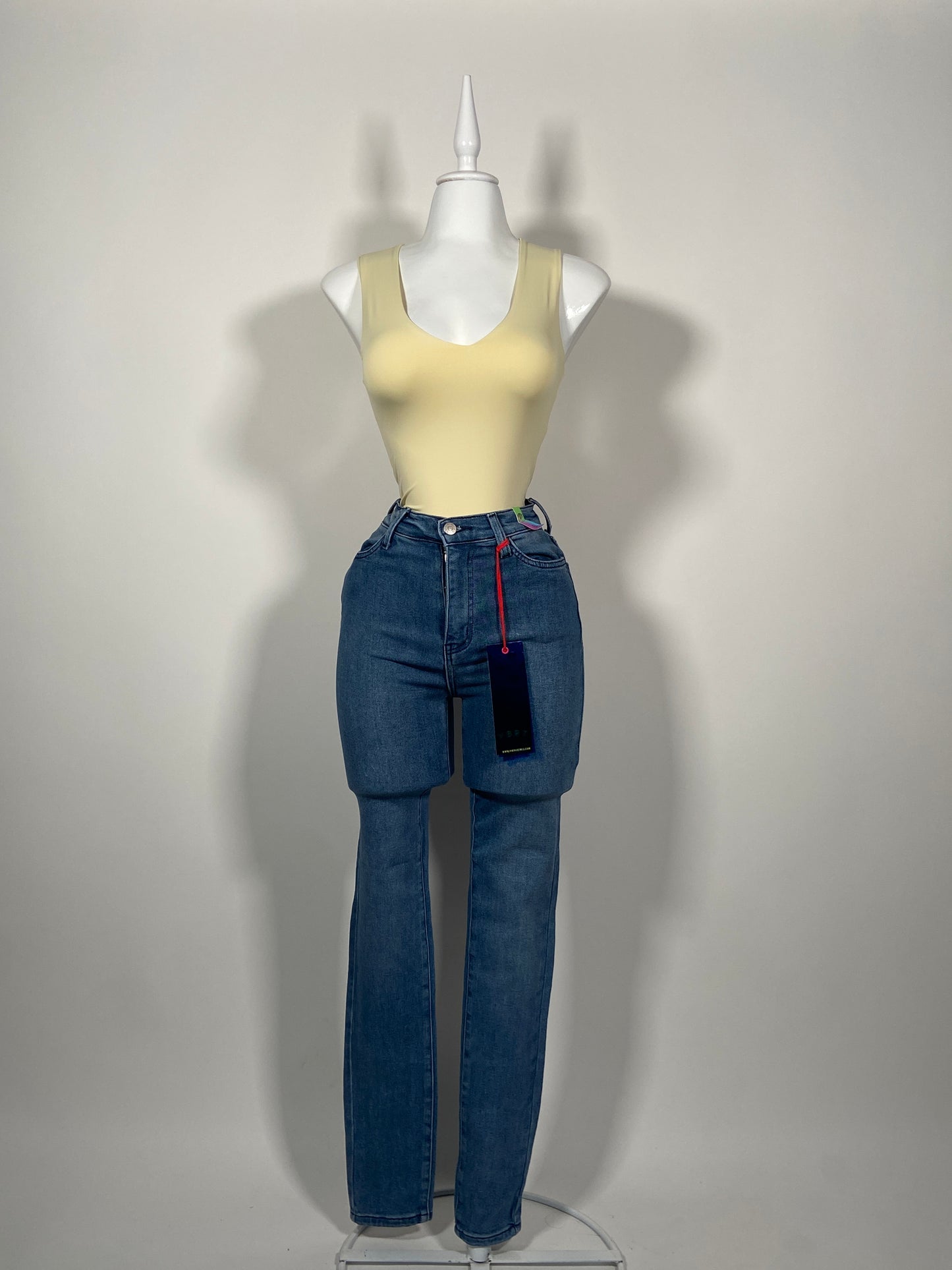 Body Amarillo