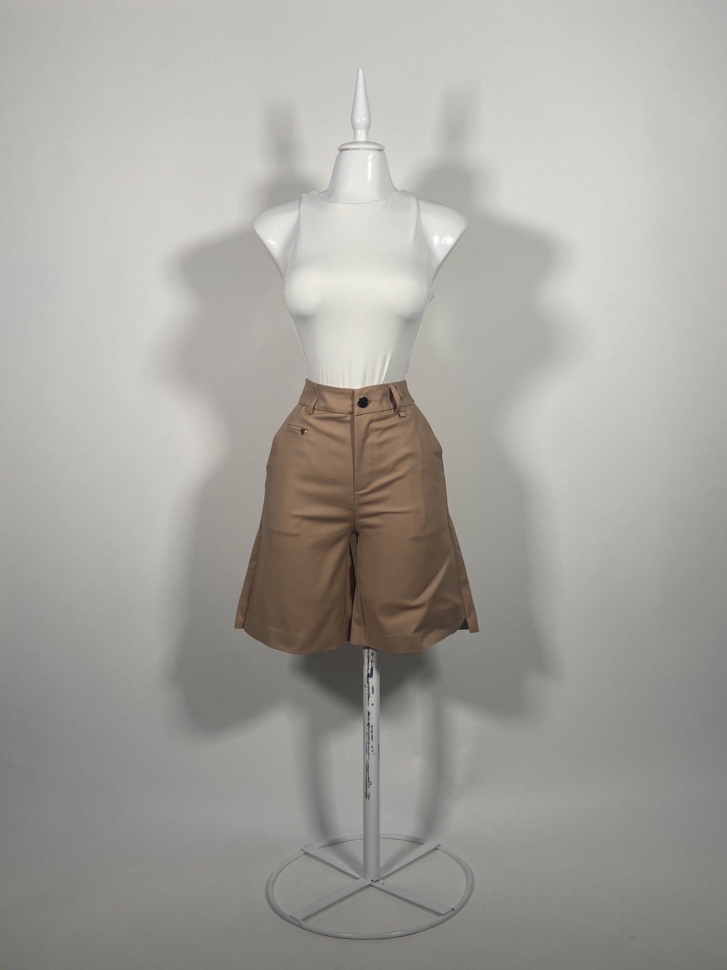 Short camel