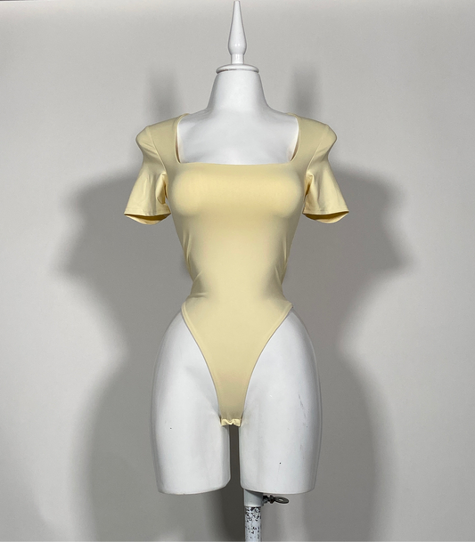 Body Amarillo square